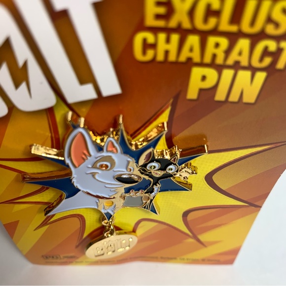 Walt Disney Exclusive Character Trading Pin - Bolt - New on original back. - Picture 4 of 8